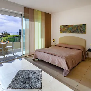 Hotel Zeus Residencia, Cannizzaro